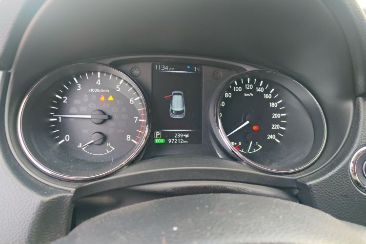 日产 奇骏 2019款 2.0L CVT舒适版 2WD中控内饰14