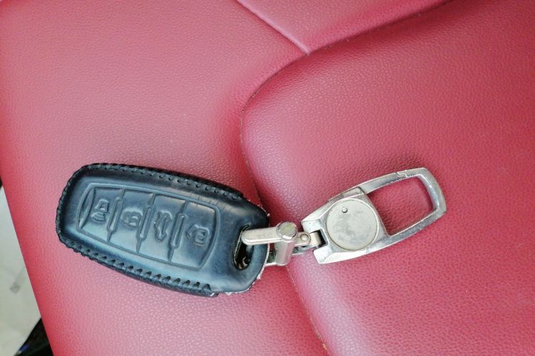 哈弗H2s 2017款 蓝标 1.5T 双离合豪华型中控内饰11