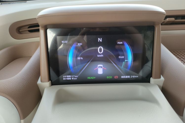 奔腾小马 2026款 222km 闪耀马局部细节14