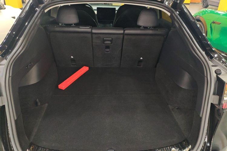 特斯拉 Model Y 2021款 标准续航后驱版机舱底盘23