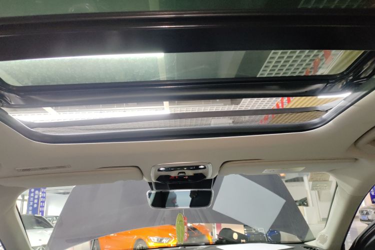 领克02 2019款 高能版 2.0T 自动两驱耀Pro版 国VI中控内饰22