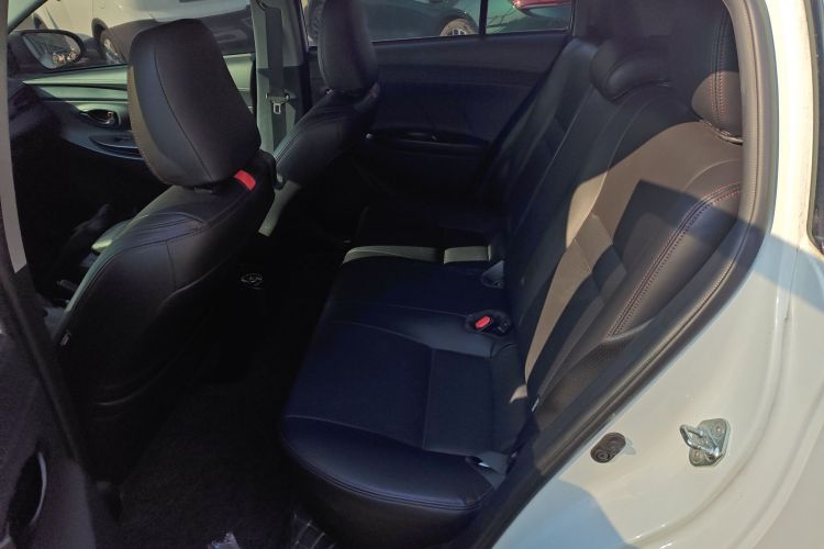 丰田 YARiS L 致炫 2021款 1.5L CVT领先版中控内饰21