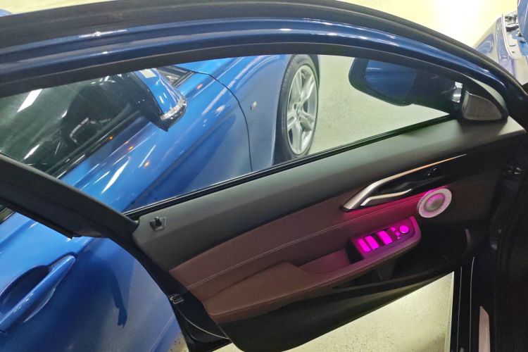 宝马1系 2021款 120i M运动曜夜版中控内饰7007