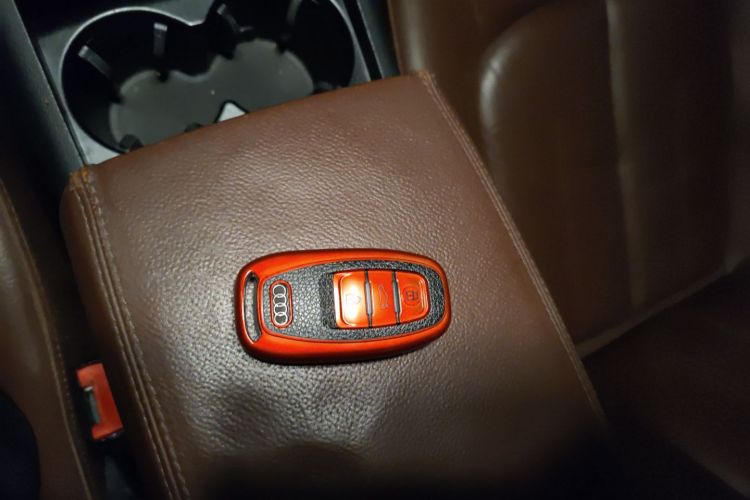 奥迪A6L 2014款 30 FSI 豪华型中控内饰7001