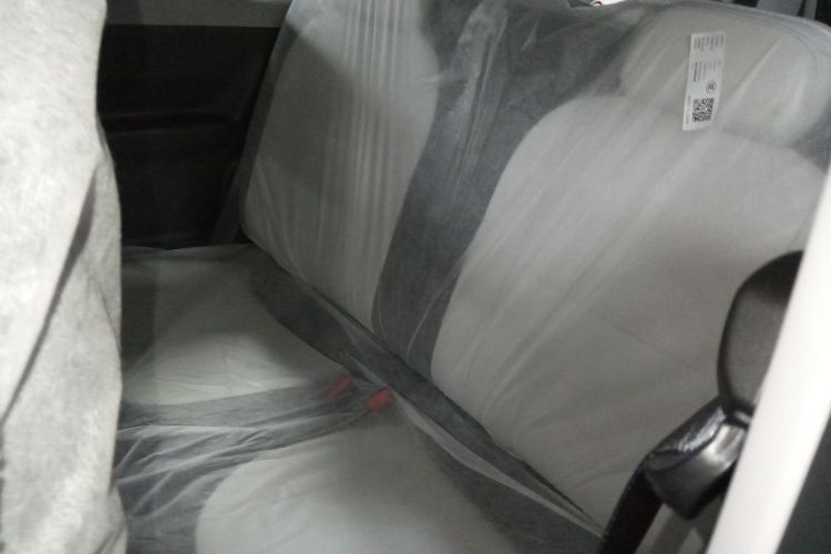 吉利银河 熊猫 2025款 210km 元气熊中控内饰21