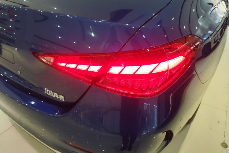 奔驰C级 2022款 改款 C 260 L 运动版车身外观6006