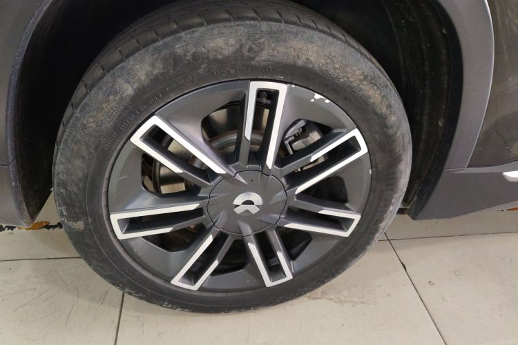 蔚来ES6 2020款 430KM 性能版车身外观6008