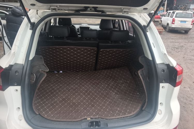 北汽幻速S6 2017款 1.5T CVT畅享型局部细节23