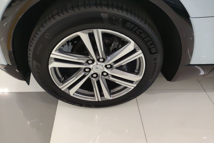 凯迪拉克 IQ锐歌 2022款 后驱长续航豪华版车身外观35