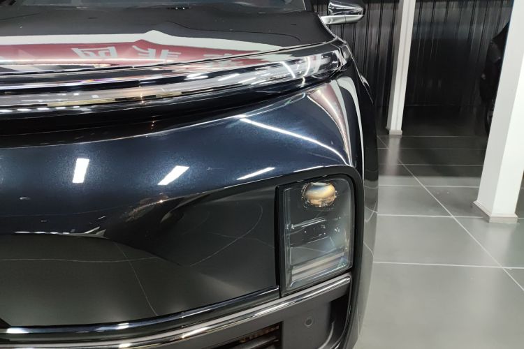 理想汽车 理想L9 2022款 Max局部细节36