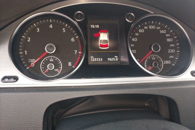 一汽-大众CC 2016款 1.8TSI 豪华型中控内饰15