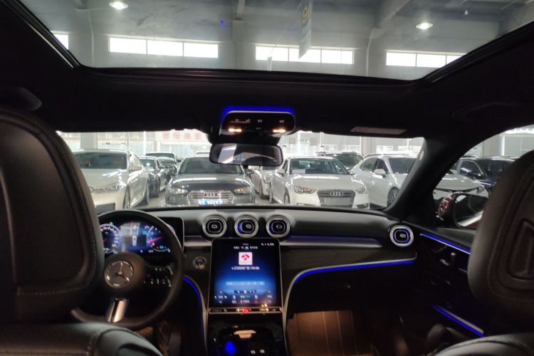 奔驰C级 2022款 改款 C 260 L 运动版局部细节22