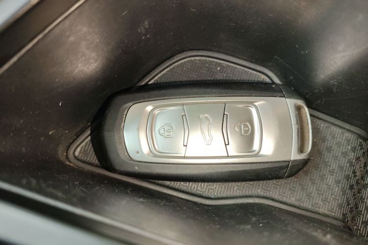 吉利汽车 远景X3 2019款 升级版 1.5L CVT精英型中控内饰7001