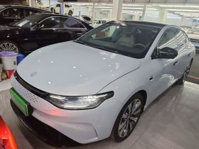 零跑汽车 零跑C01 2023款 增程 316 智享版