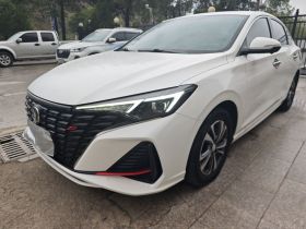 长安 逸动 2022款 PLUS 蓝鲸NE 1.4T GDI DCT尊贵版