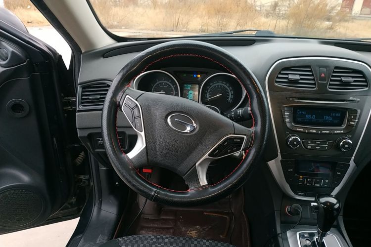 广汽传祺 传祺GS5 2014款 2.0L 自动两驱超享版局部细节13