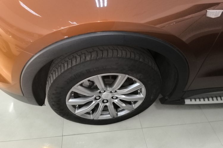 凯迪拉克XT4 2018款 28T 两驱豪华型车身外观6007