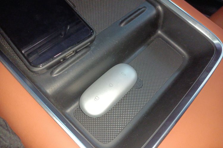 理想汽车 理想L8 2023款 Pro中控内饰11