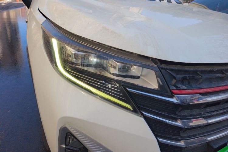 广汽传祺 传祺GS3 2021款 POWER 270T 自动劲享版车身外观8