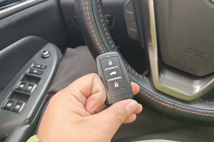 长安CS75 2016款 1.8T 自动尊贵型 国V中控内饰11