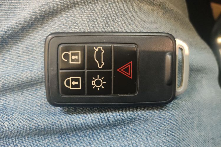 沃尔沃V40 2017款 T3 智逸版中控内饰7001