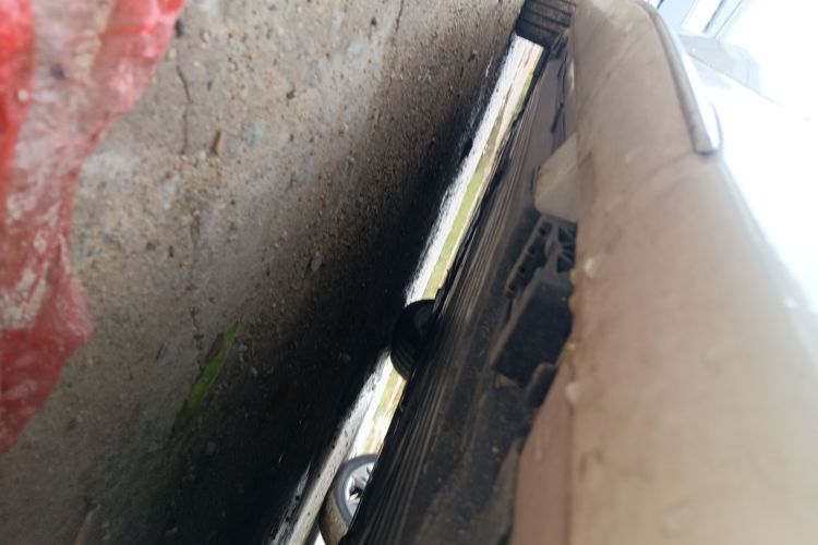 奔驰C级 2025款 C 200 L 运动版局部细节9002