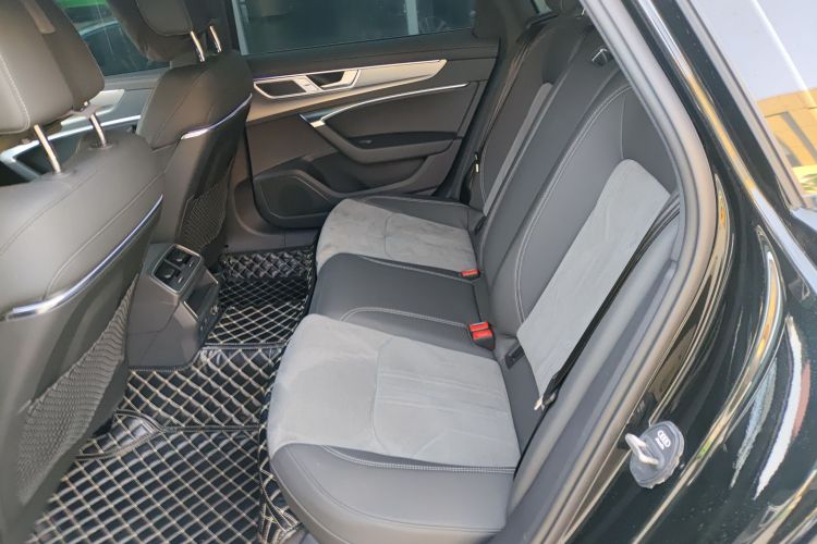 奥迪A6L 2024款 40 TFSI 豪华动感型中控内饰21