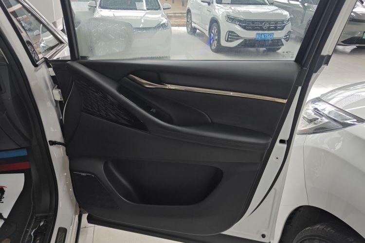 广汽传祺 传祺E9 2023款 E9 MAX中控内饰42