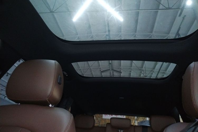 奔驰GLB 2021款 GLB 200 时尚型中控内饰22