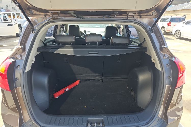 江汽集团 瑞风S3 2016款 1.5L CVT豪华智能型机舱底盘23