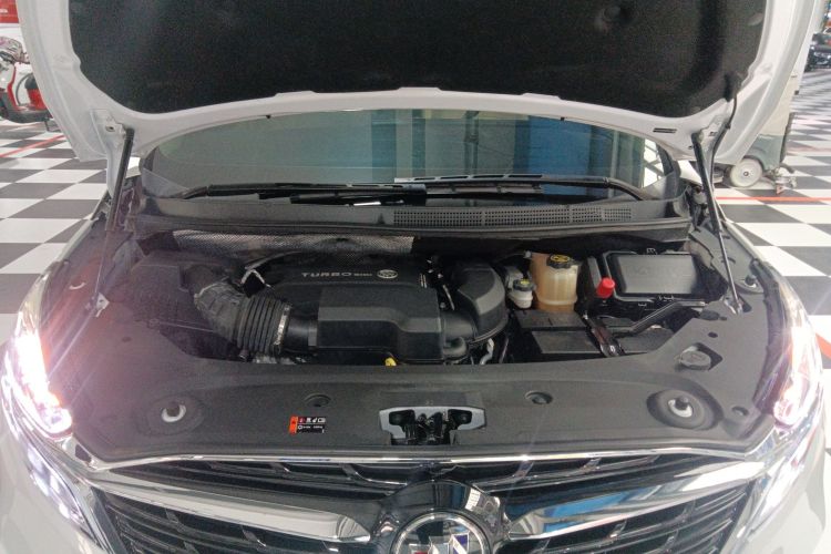 别克GL8 2022款 ES陆尊 653T 尊享型机舱底盘24