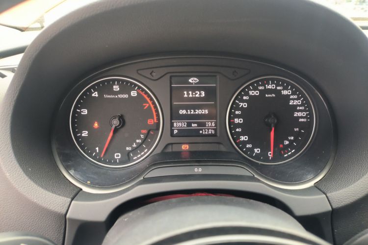 奥迪A3 2014款 Sportback 35 TFSI 自动舒适型中控内饰14