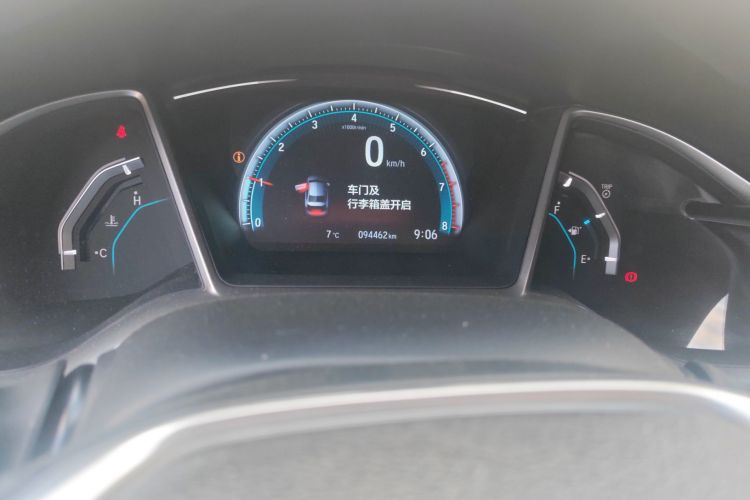 本田 思域 2016款 220TURBO 手动豪华版中控内饰15