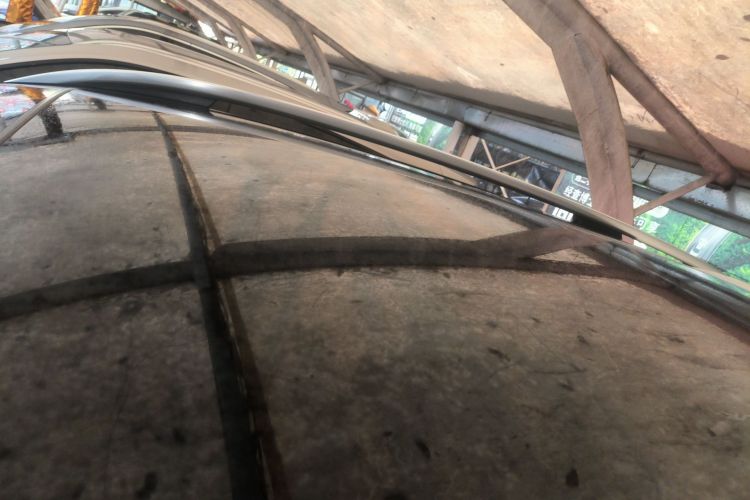 奔驰GLC 2023款 GLC 300 L 4MATIC 动感型 5座局部细节57