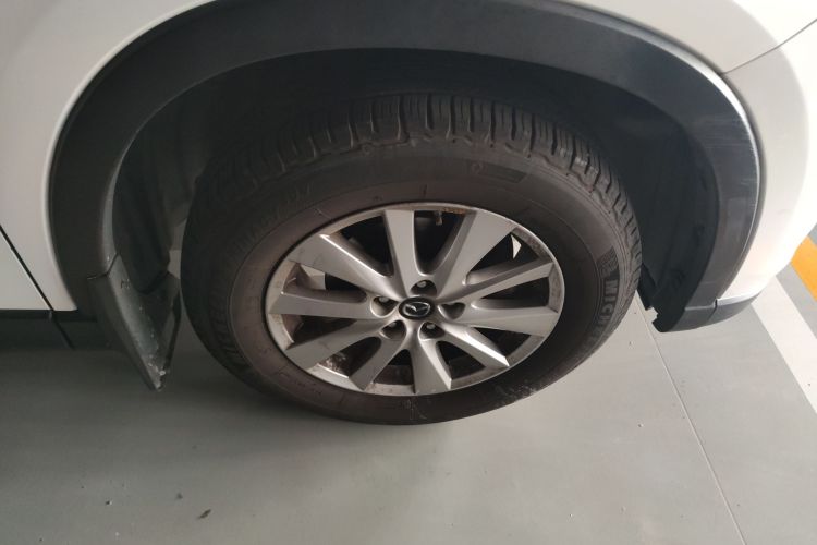 马自达CX-5 2015款 2.0L 自动两驱都市型车身外观10