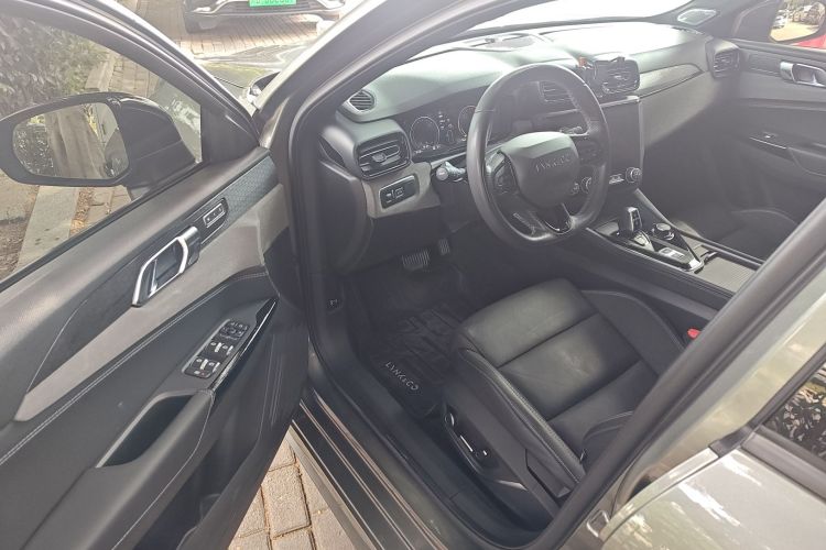 领克03 2022款 2.0TD DCT劲Pro中控内饰20