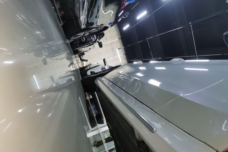 奔驰C级 2021款 C 260 L 运动版局部细节9001