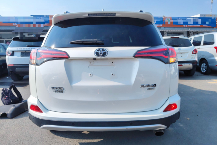 丰田 RAV4荣放 2016款 2.5L 自动四驱尊贵版车身外观6004