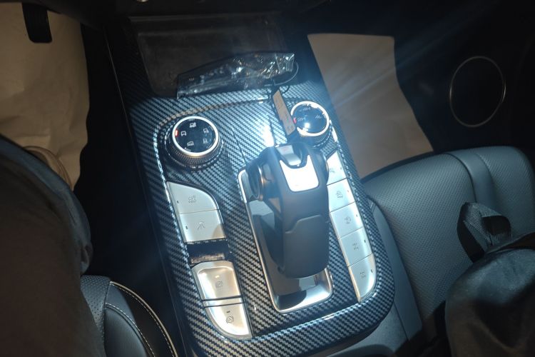 坦克300 2023款 越野版 2.0T 征服者局部细节18