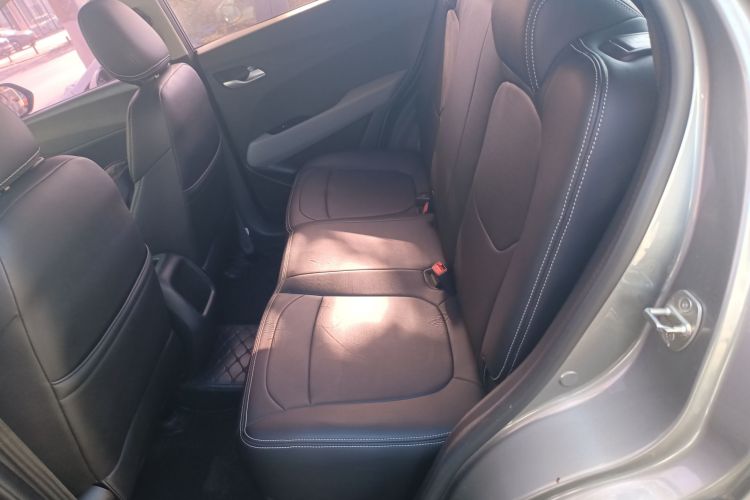 宝骏510 2017款 1.5L 手动舒适型中控内饰21