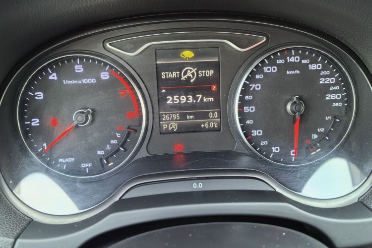 奥迪A3 2015款 Limousine 40 TFSI 自动舒适型中控内饰14