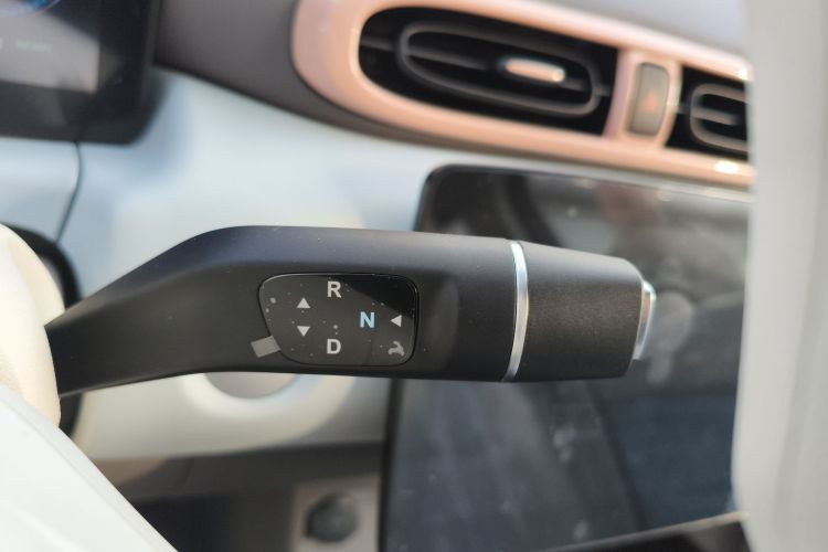 零跑汽车 零跑T03 2025款 310舒享版中控内饰18