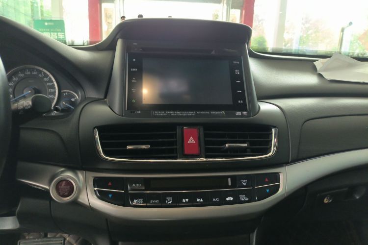 本田 歌诗图 2014款 2.4L 豪华导航版局部细节16