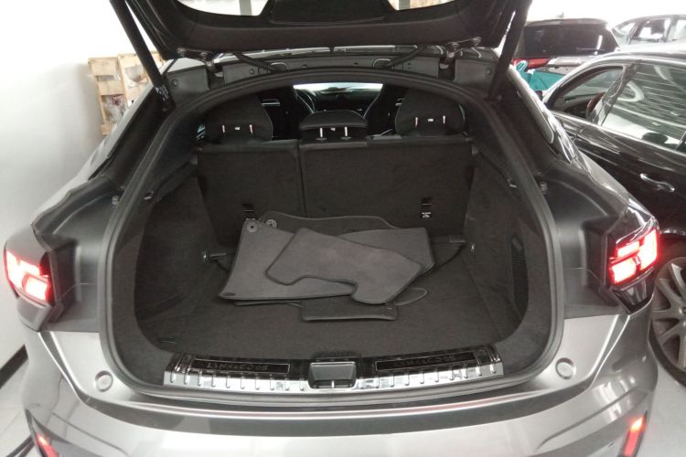 领克05 2020款 2.0TD 四驱劲Halo局部细节23