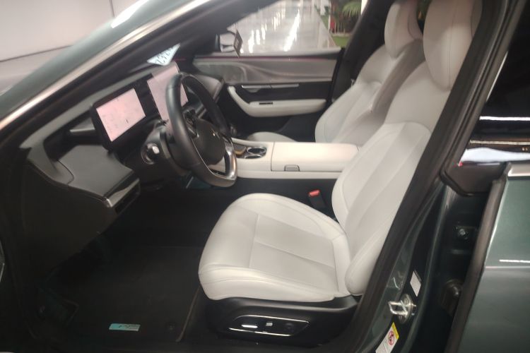 小鹏P7 2023款 P7i 702 Pro局部细节19