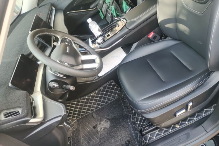 哈弗H6 2024款 2.0T 两驱Max中控内饰19