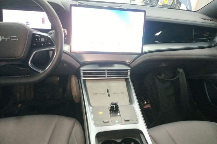 比亚迪 海豹07 DM-i 2025款 DM-i 1.5L 125km 精英型局部细节16