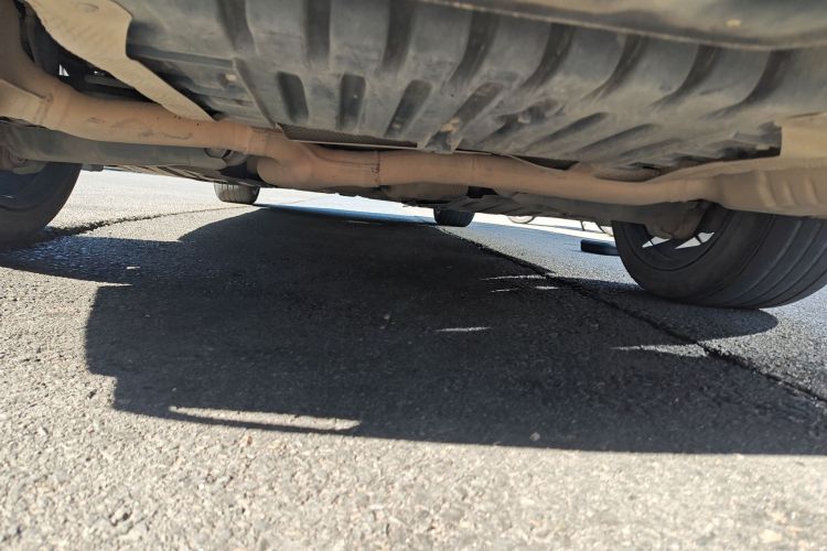 奔驰E级 2017款 E 300 L 豪华型局部细节9009