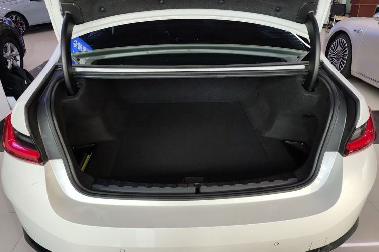 宝马i3 2024款 eDrive 40 L 曜夜套装局部细节23