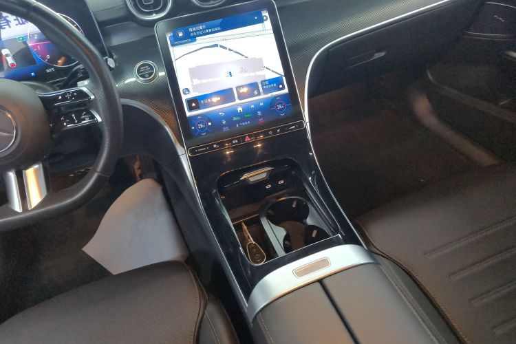 奔驰C级 2023款 改款 C 260 L 运动版中控内饰16
